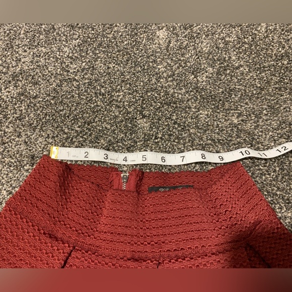 Skirt - Burgundy - Picture 6 of 8